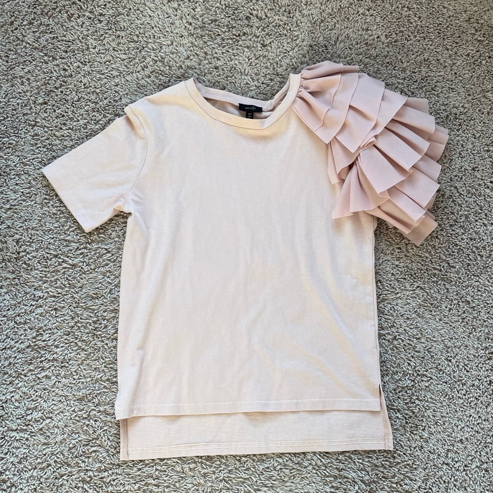Layered one ruffle sleeve top
